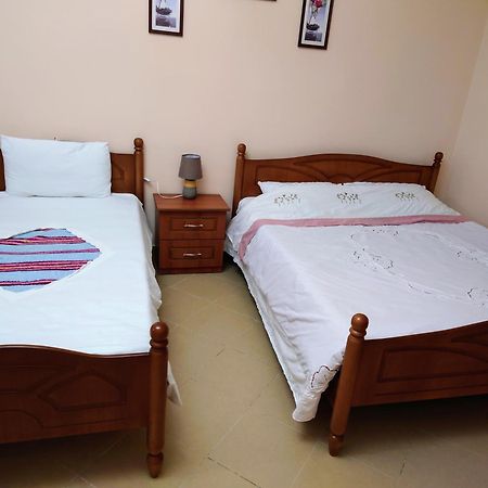Anastasia'S Guest House เปอร์เมต ภายนอก รูปภาพ