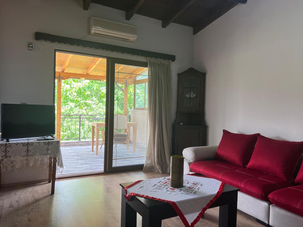 Anastasia'S Guest House เปอร์เมต ภายนอก รูปภาพ
