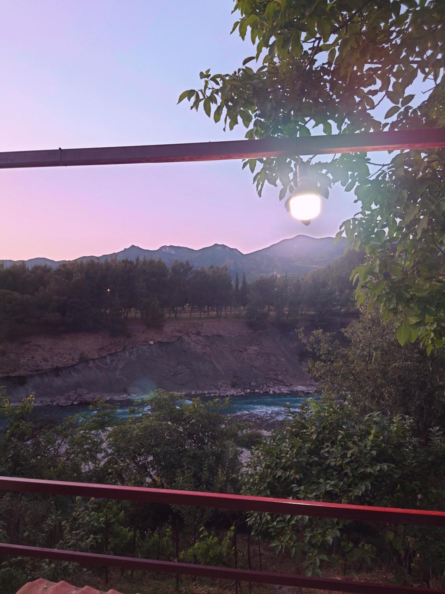 Anastasia'S Guest House เปอร์เมต ภายนอก รูปภาพ